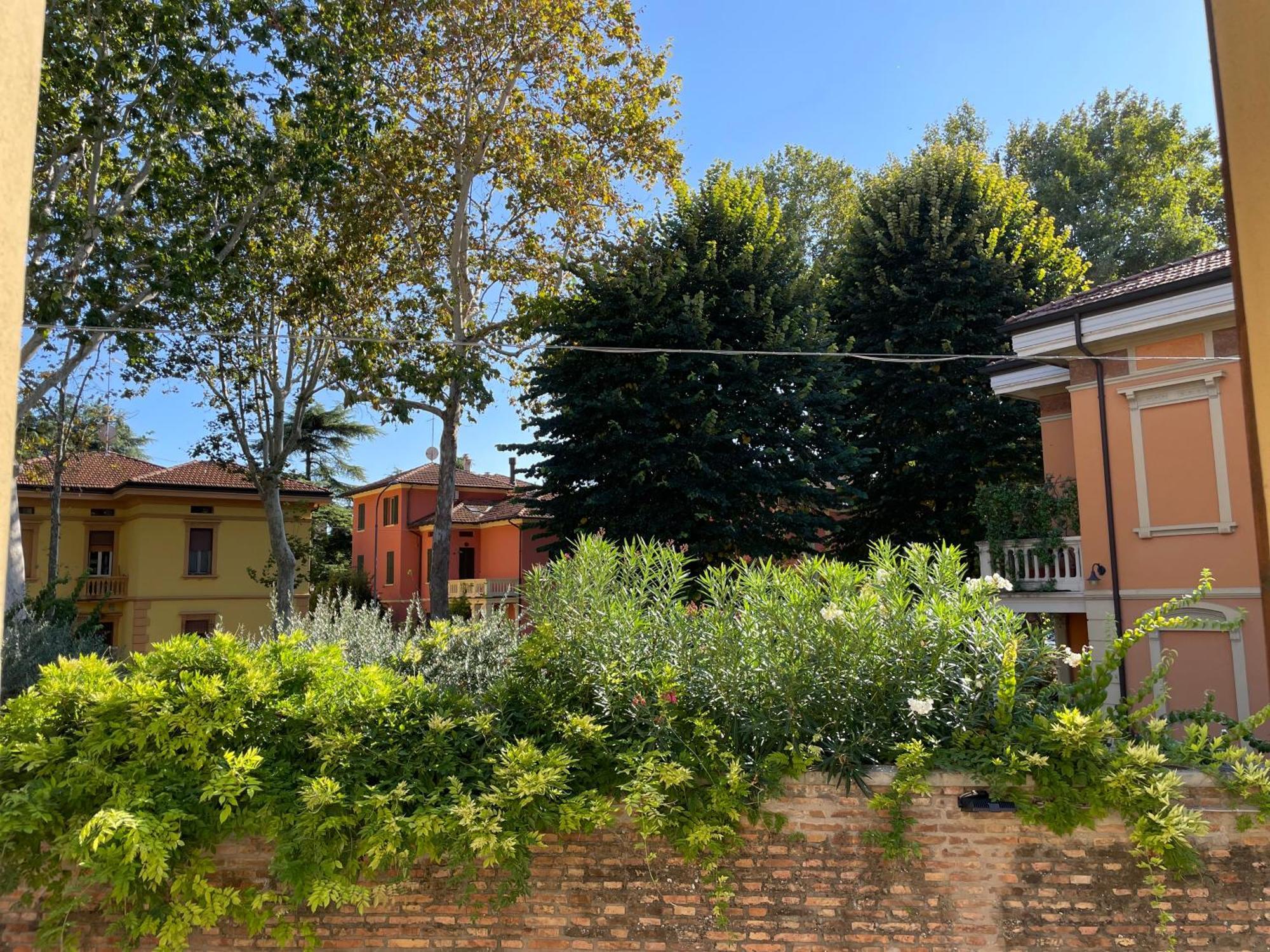 Hotel Borgogna 14 Reggio nell'Emilia Exterior foto